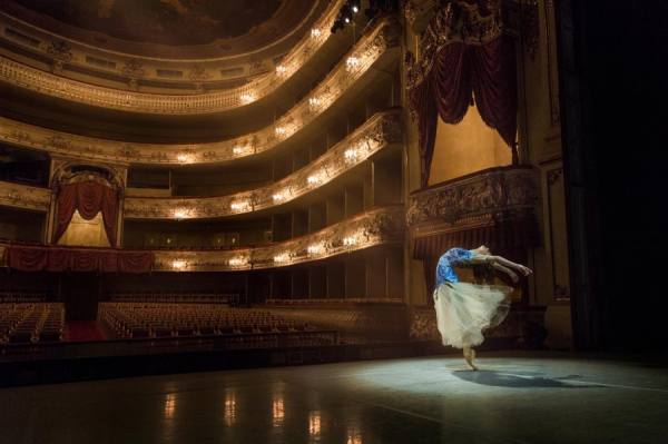 Photograph Octavia Kolt Caught In The Light on One Eyeland